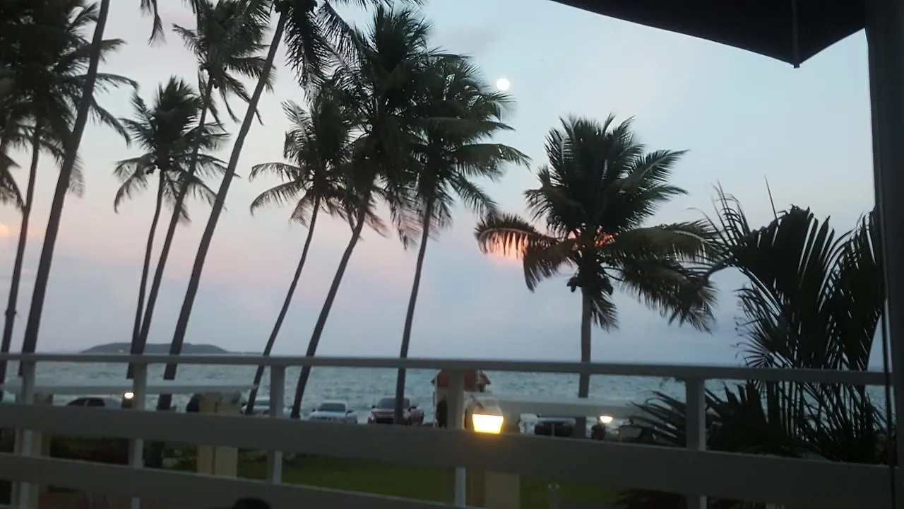 Nauetik, Ocean Front! Great View Apartment Fajardo